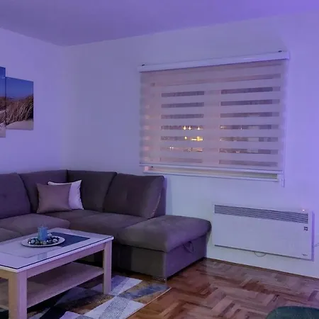 Stan Na Dan Apartment *